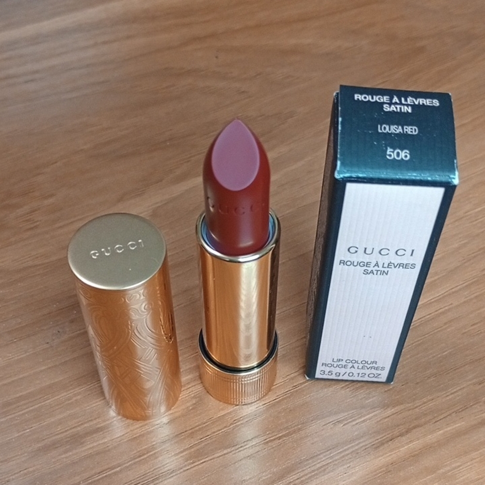 Gucci Rouge à Lèvres Satin Lipstick - Louisa Red